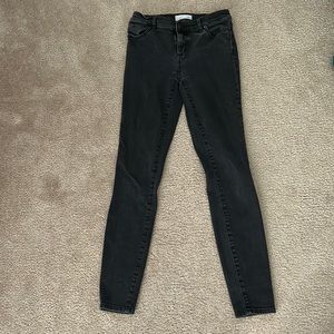 Black Skinny Jeans